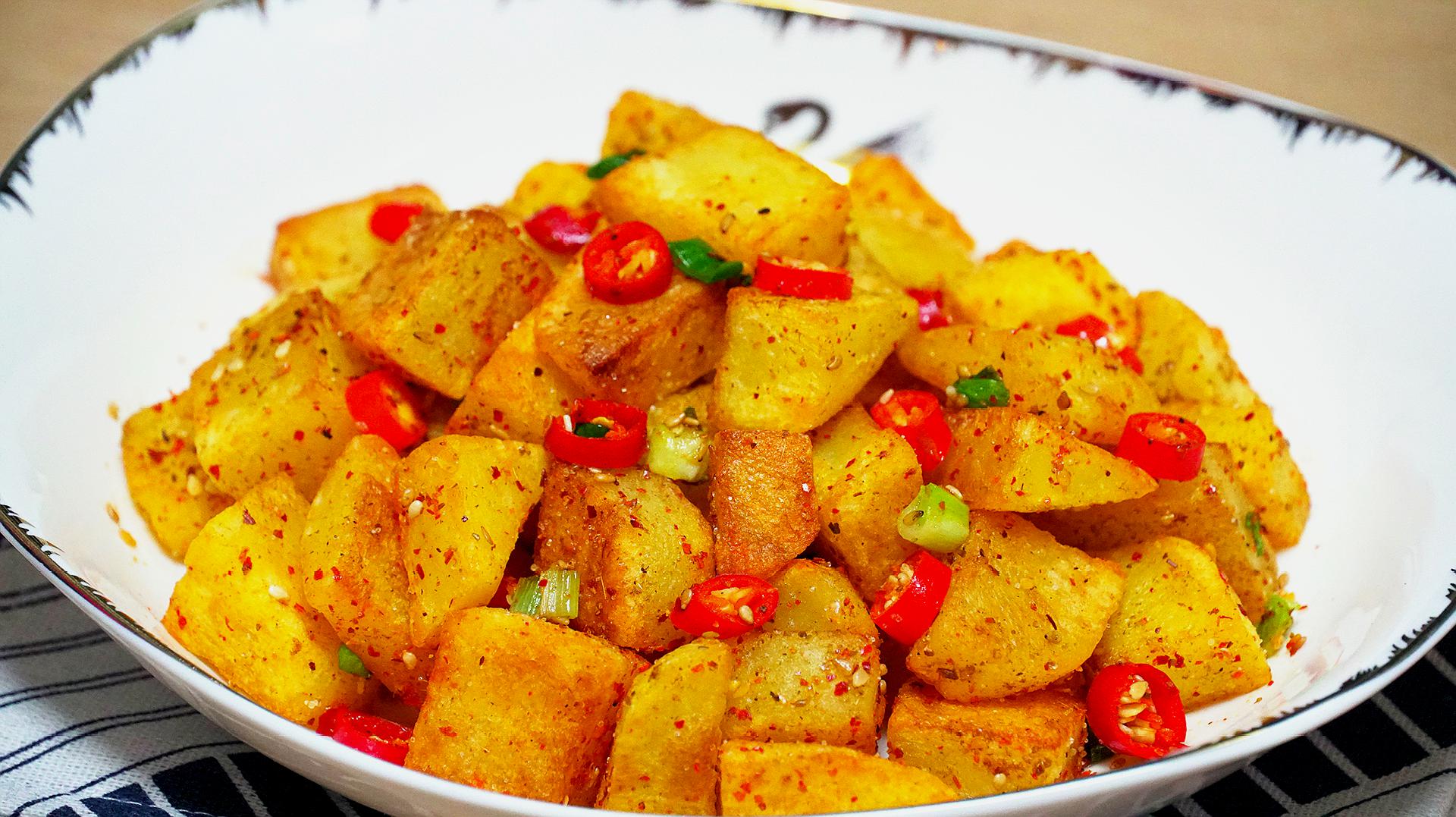 土豆超好吃的做法，酥香美味，吃法多样又解馋，做法简单受欢迎 - 哔哩哔哩