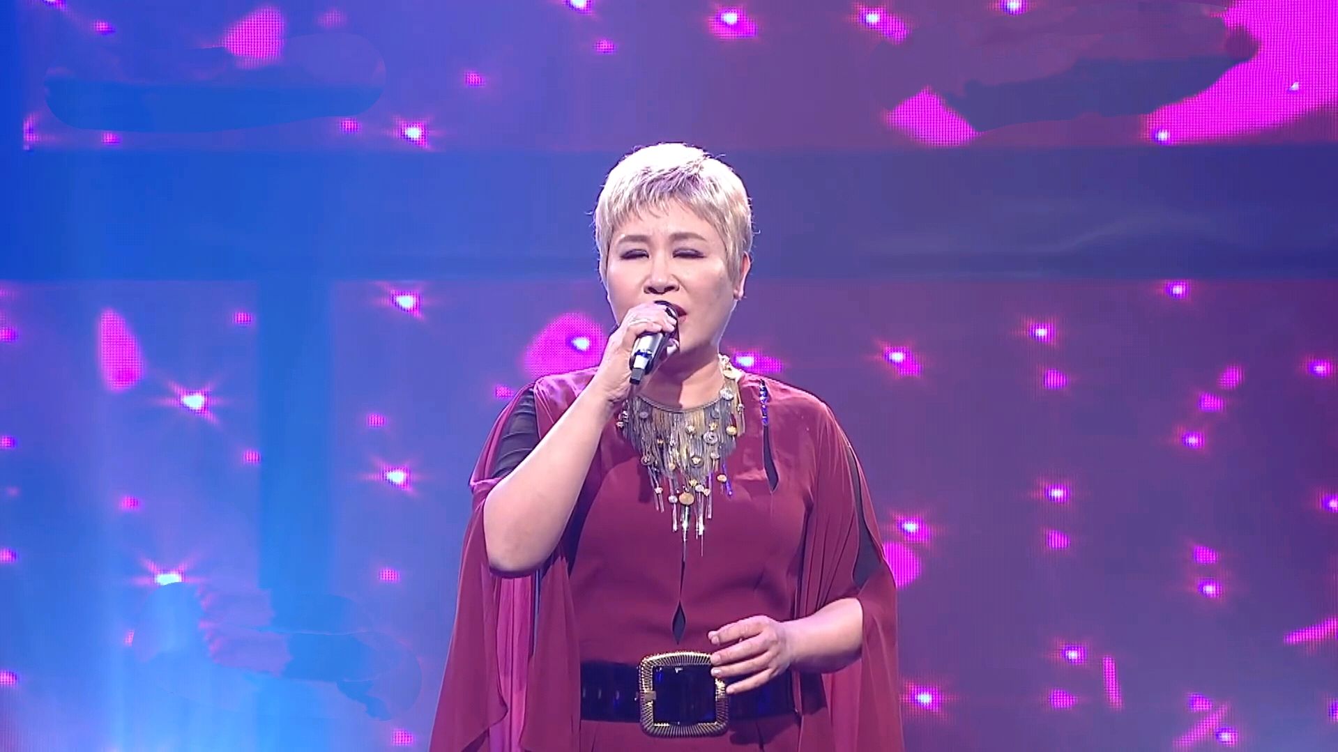 黄小琥优雅演绎《海上花》,动人歌声带你重回30年代大上海!