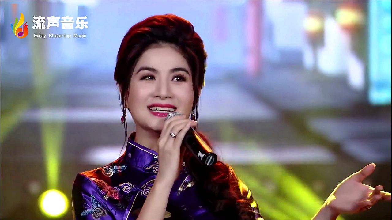 越南女歌手绛仙图片
