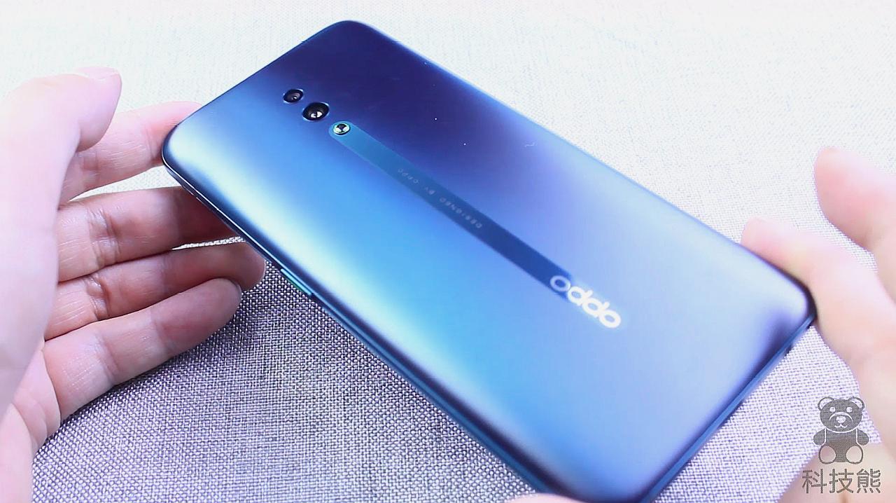 開箱,2999元的oppo reno極夜黑手機,上手那一刻,很美!