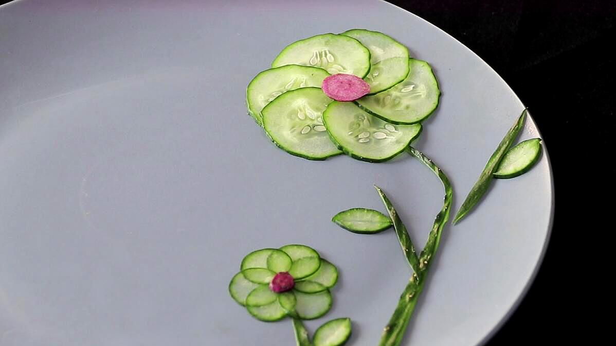 简单的摆盘花制作方法图片