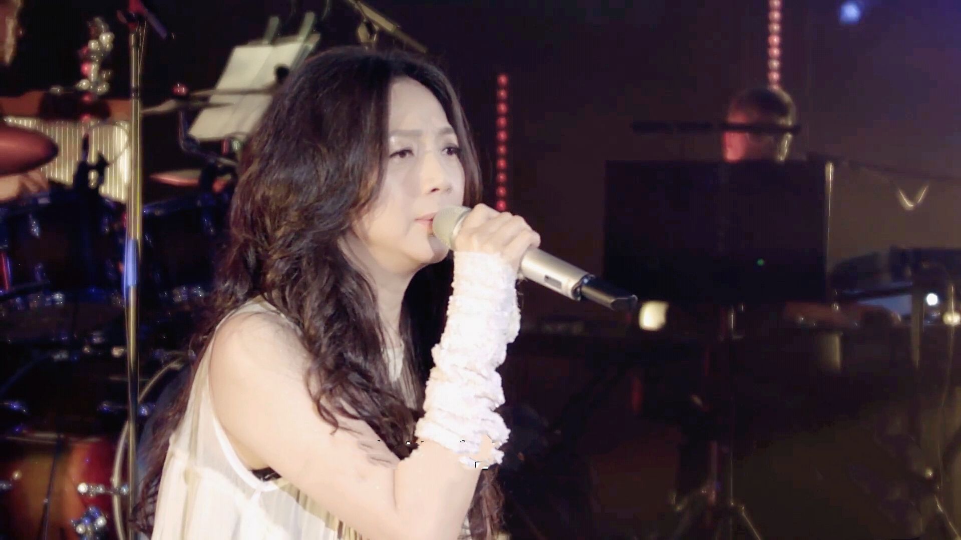 盘点万芳演唱的歌