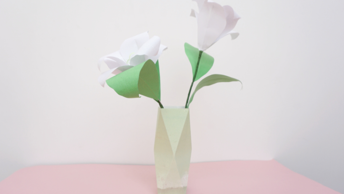 自制纸花瓶简单又漂亮图片