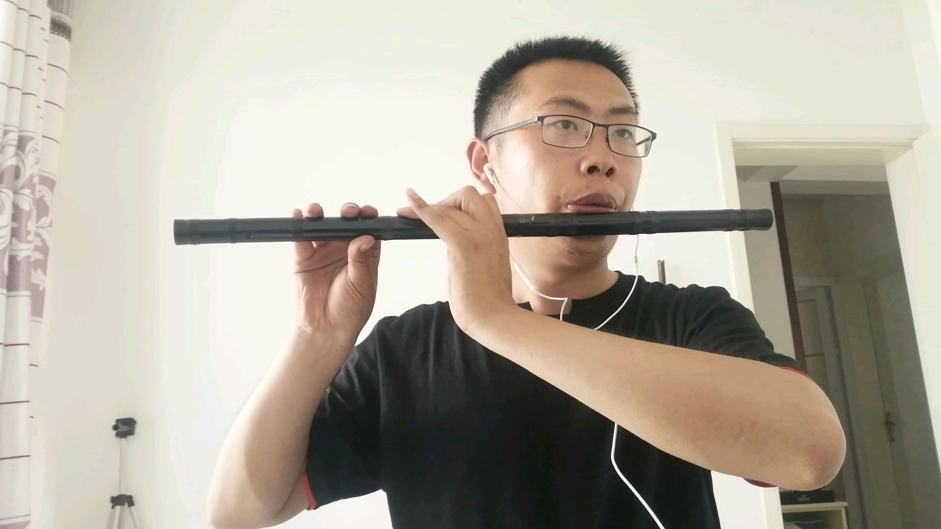 笛子吹奏1996版《甘十九妹》片头曲,勿相忘