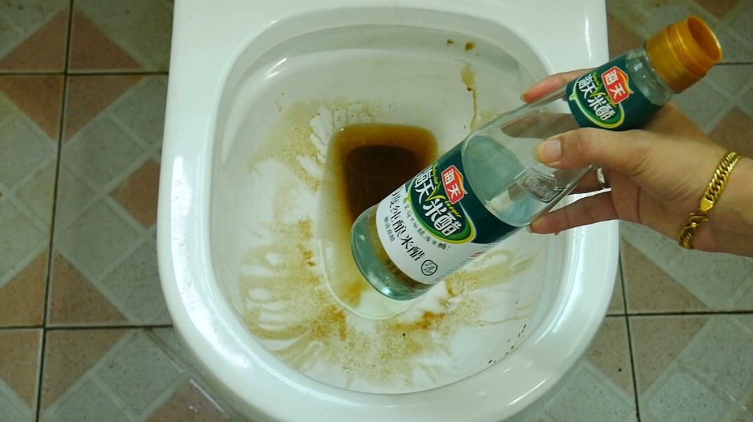 马桶堵了怎么疏通